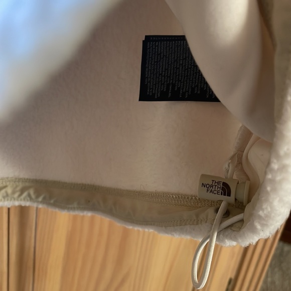 The North Face fleece vest - Picture 5 of 6